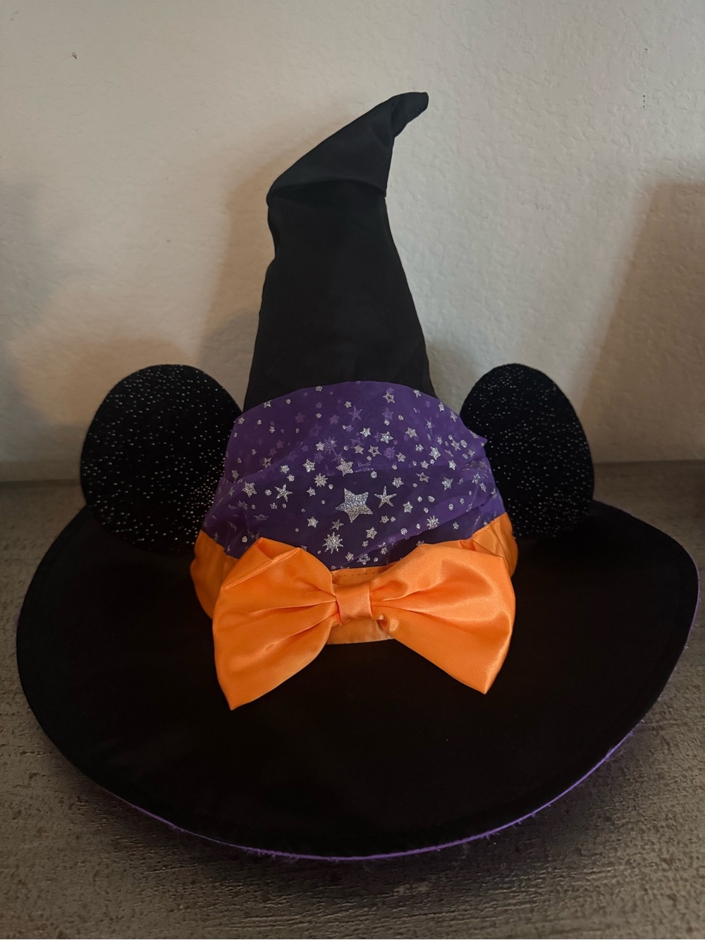 Disney Girls Minnie Purple Halloween Witch Dress with Matching Hat - Picture 4 of 6